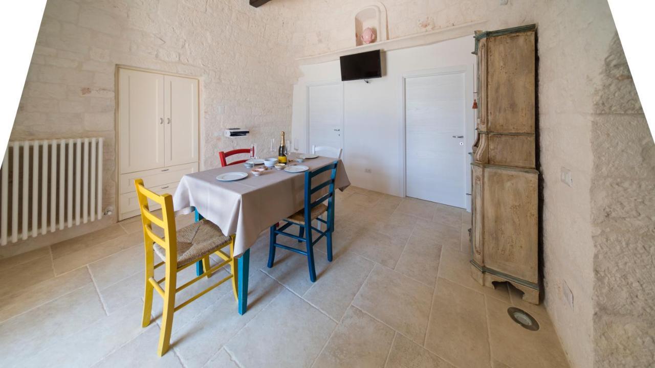 Martina Trulli Relais Daire Locorotondo Dış mekan fotoğraf