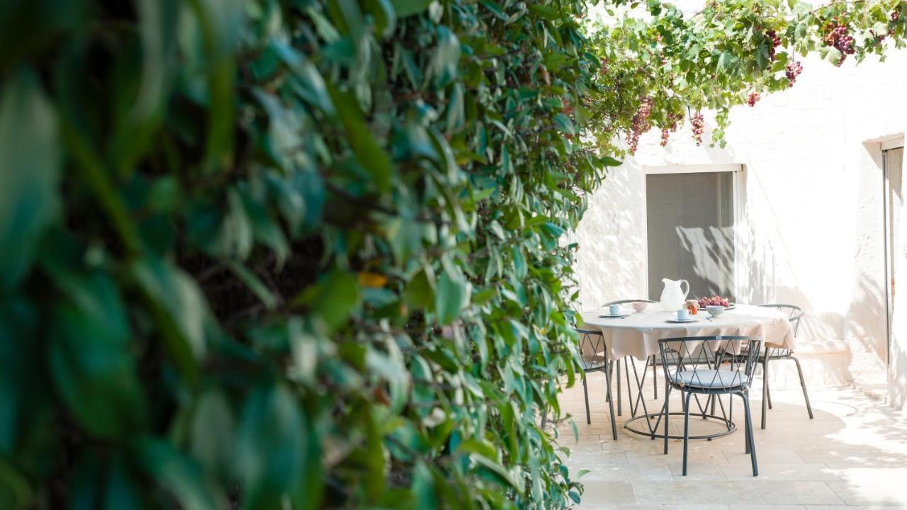 Martina Trulli Relais Daire Locorotondo Dış mekan fotoğraf